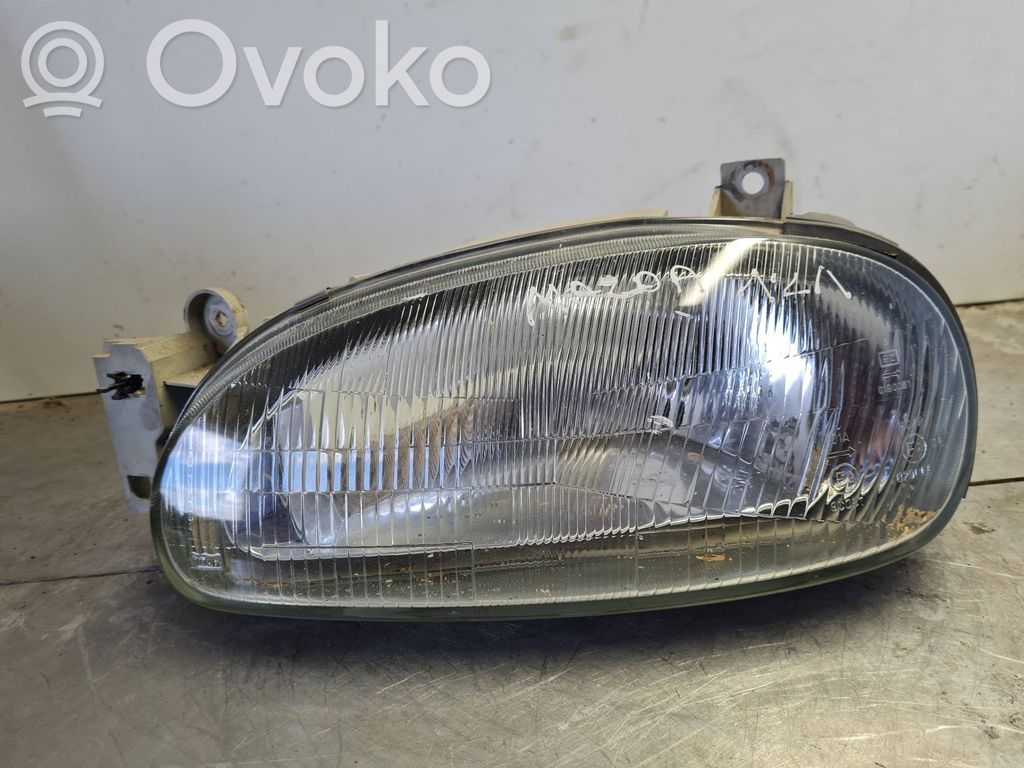 Mazda 121 SM Headlight/headlamp 