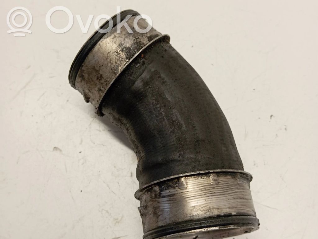 Volkswagen Transporter - Caravelle T5 Tubo flessibile intercooler 