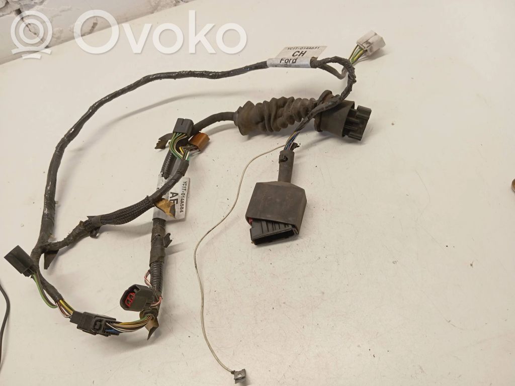 Ford Transit Cableado de puerta delantera 