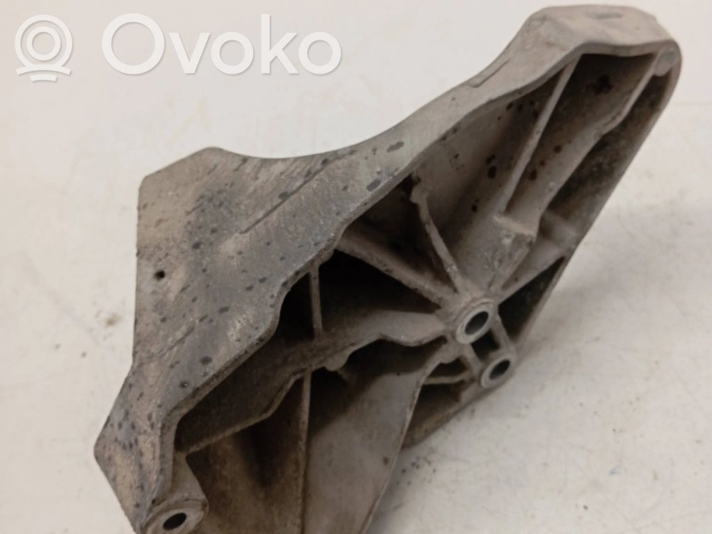 Generator/alternator bracket   BK3Q10239AF