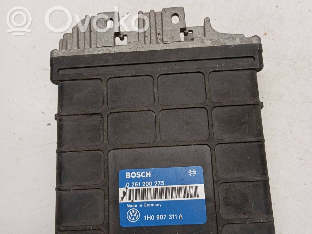 Volkswagen Golf III Engine control unit/module 
