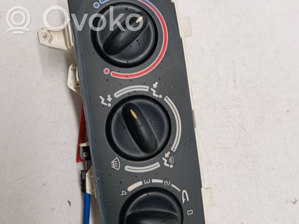 Renault Megane I Climate control unit 