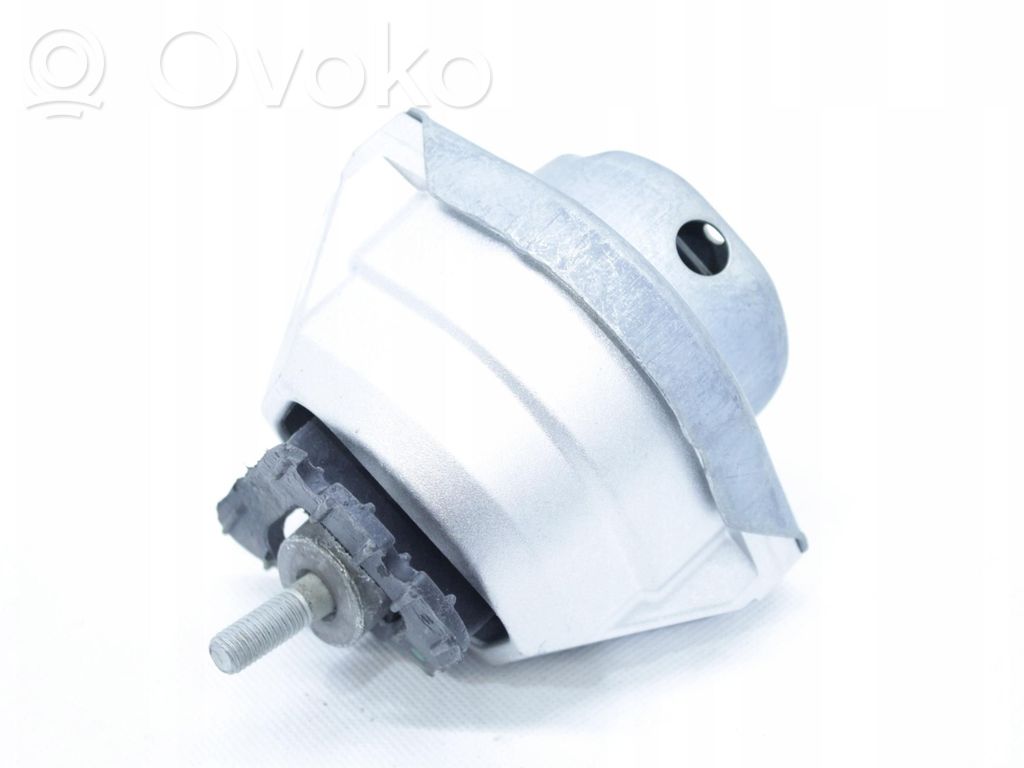 Válvula de vacío del soporte de motor   6762608