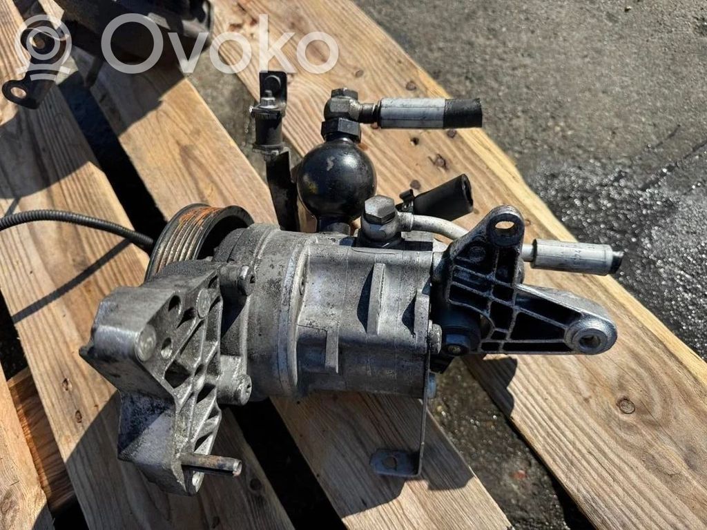 BMW 5 E60 E61 Power steering pump 
