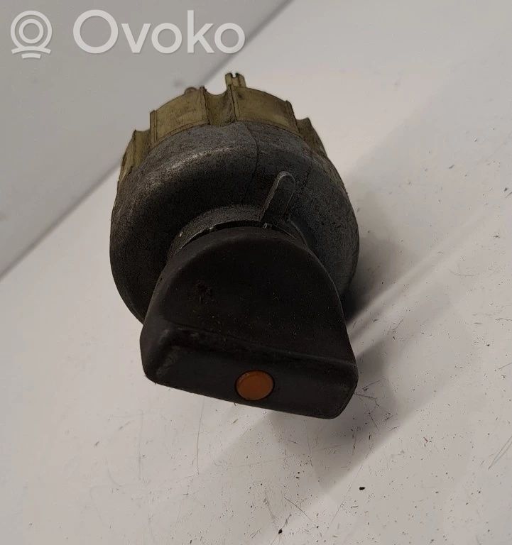 Mercedes-Benz E W124 Otros interruptores/perillas/selectores 