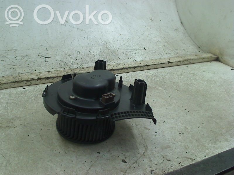 Peugeot 106 Pečiuko ventiliatorius/ putikas 
