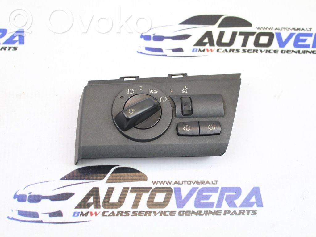 Light switch   3405705