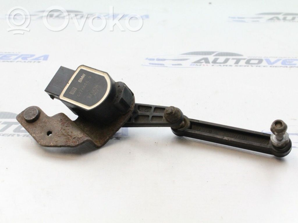 Headlight/headlamp level sensor   6776614