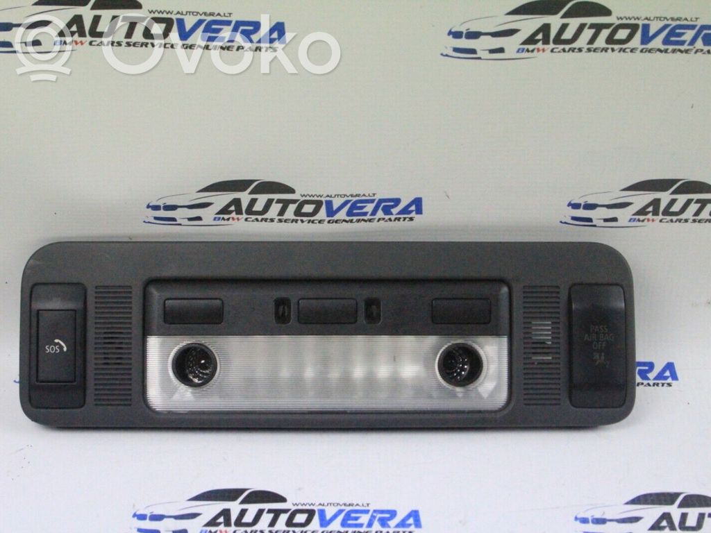 Front seat light   6962055