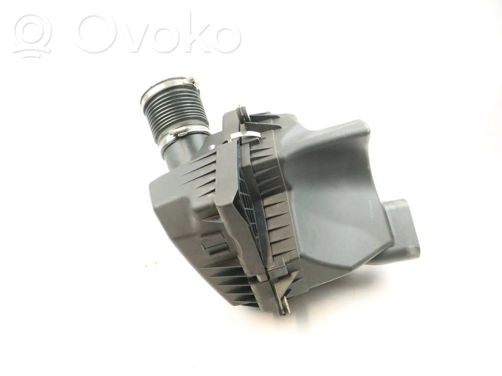 BMW 5 E60 E61 Air filter box 