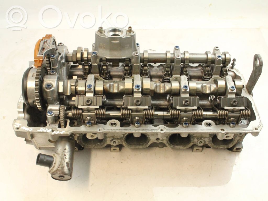 BMW 6 F12 F13 Engine head 