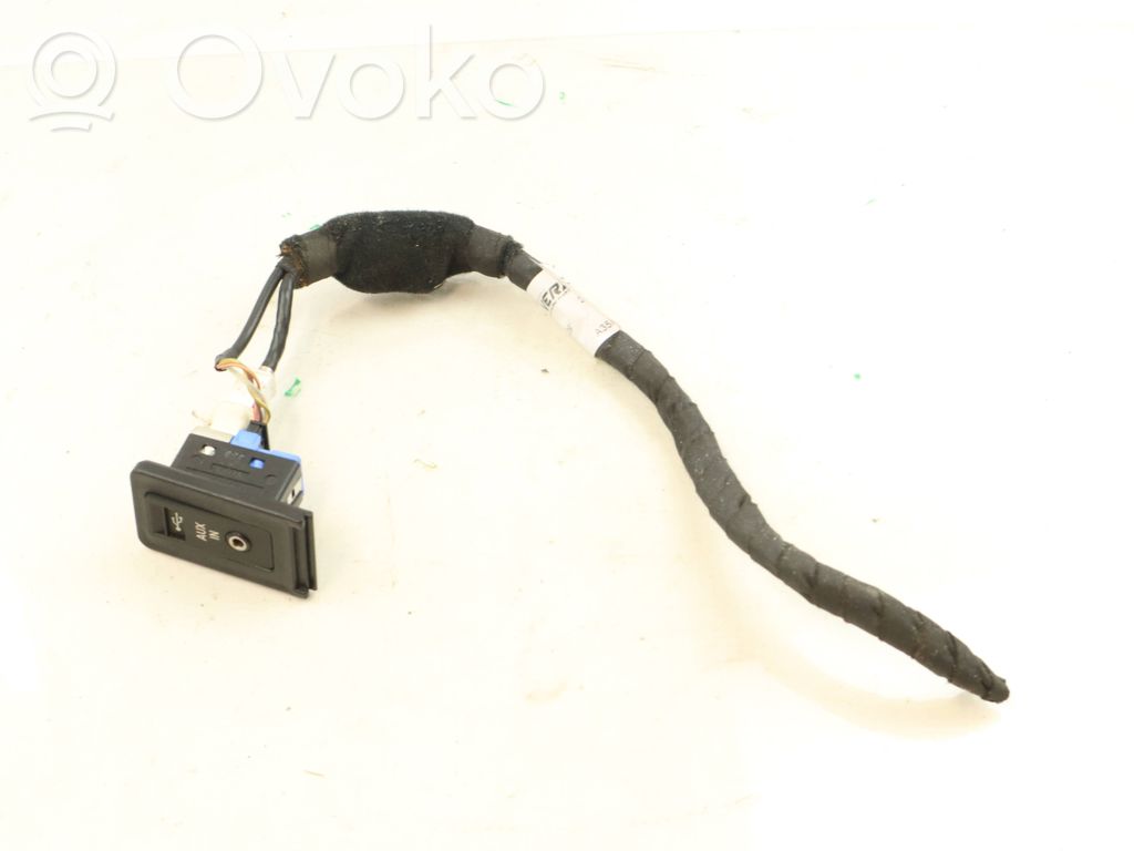 USB socket connector   9138402,61319138402