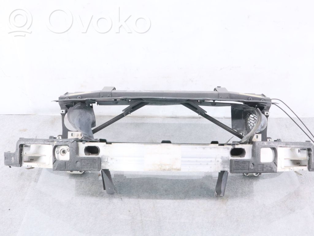 Radiatoru panelis   7185488,7184553,51117185488,51747184553