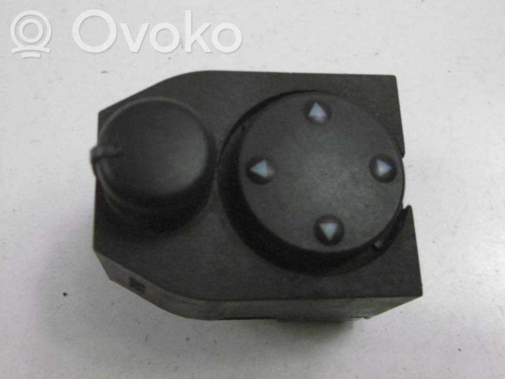 Audi A3 S3 8L Wing mirror switch 