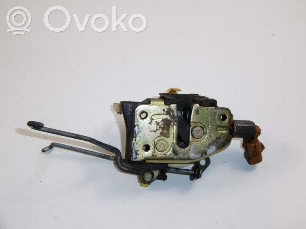 Ford Windstar Priekšpusē slēdzene 