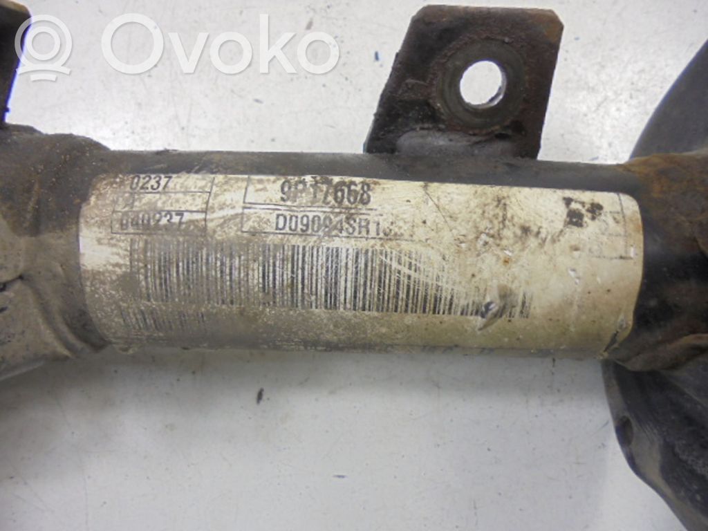 Ford Fiesta Priekšpusē amortizators 