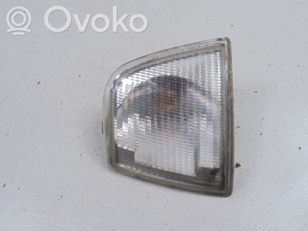 Audi 80 90 B3 Front indicator light 