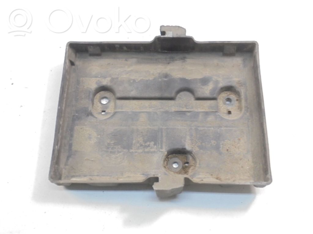 Battery tray