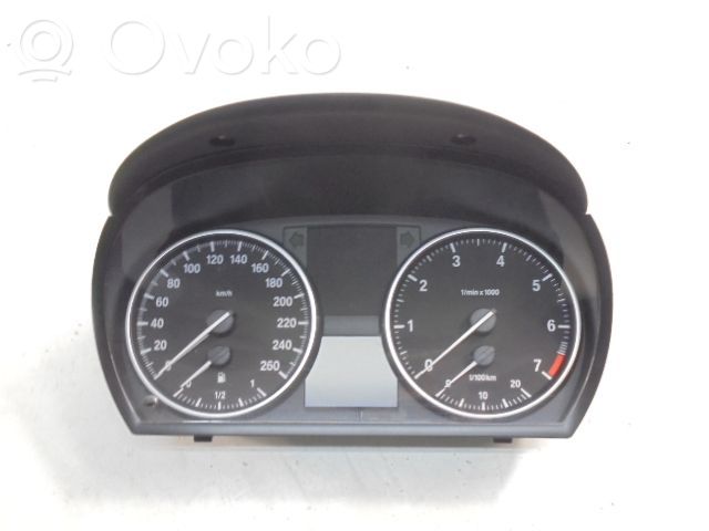 BMW 7 F01 F02 F03 F04 Spidometrs (instrumentu panelī) 