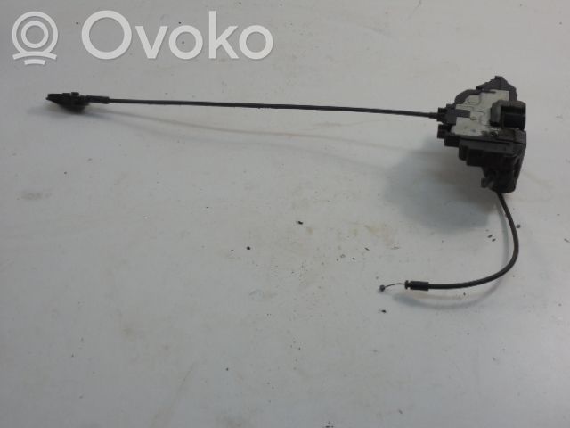 Etuoven lukko