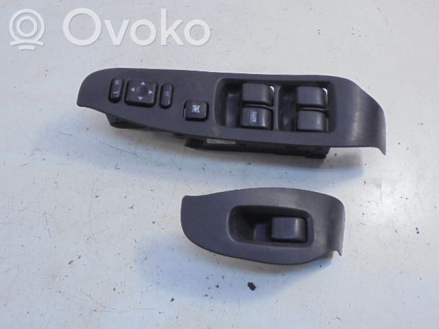 Subaru Legacy Electric window control switch 