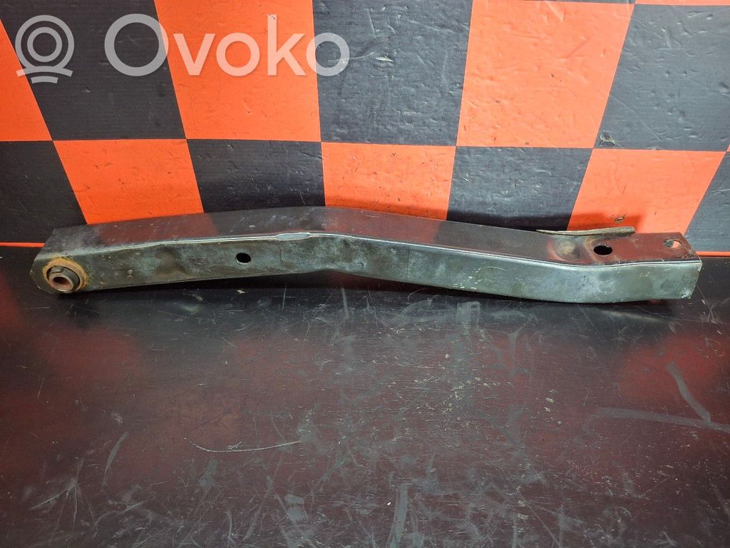 Holder (bracket)   AV61101W04AG,DIREITO