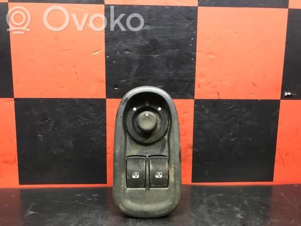 Opel Movano B Electric window control switch 