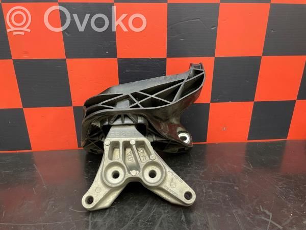 Peugeot Partner III Engine mount bracket 