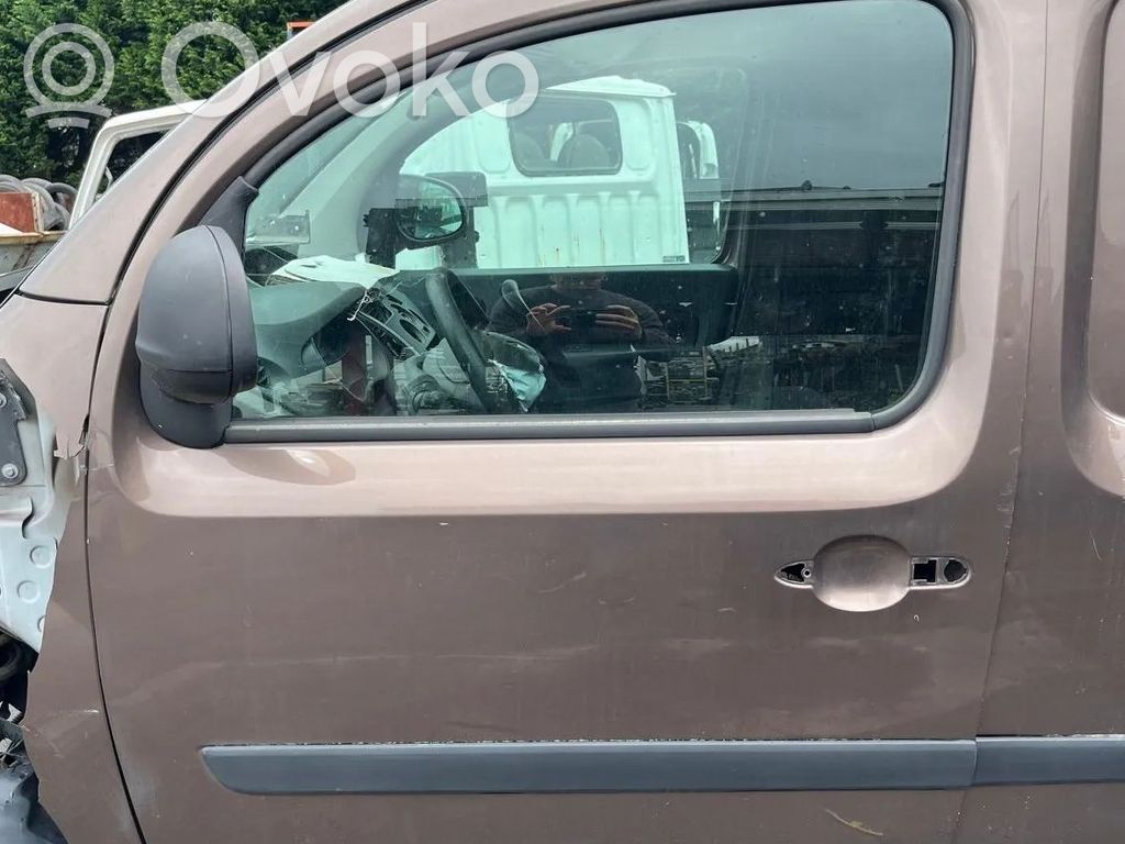 Priekinės durys   CASTANHO