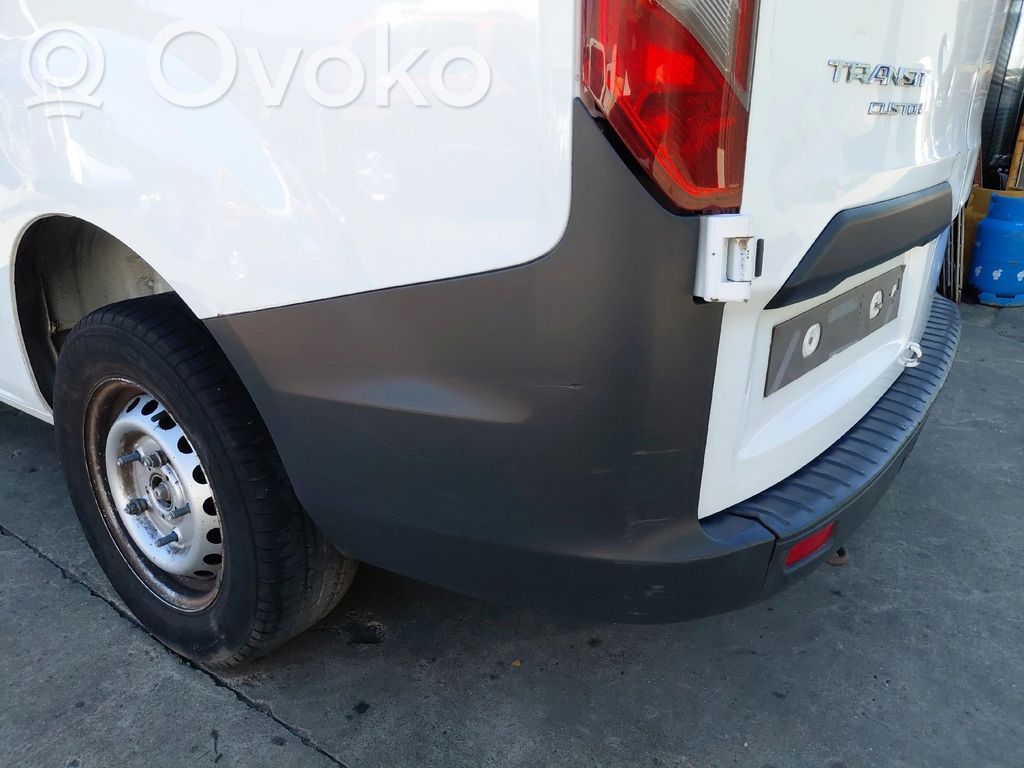 Rear bumper corner part panel trim
