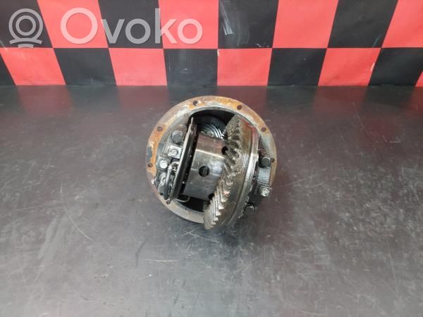 Mitsubishi L200 Rear differential 