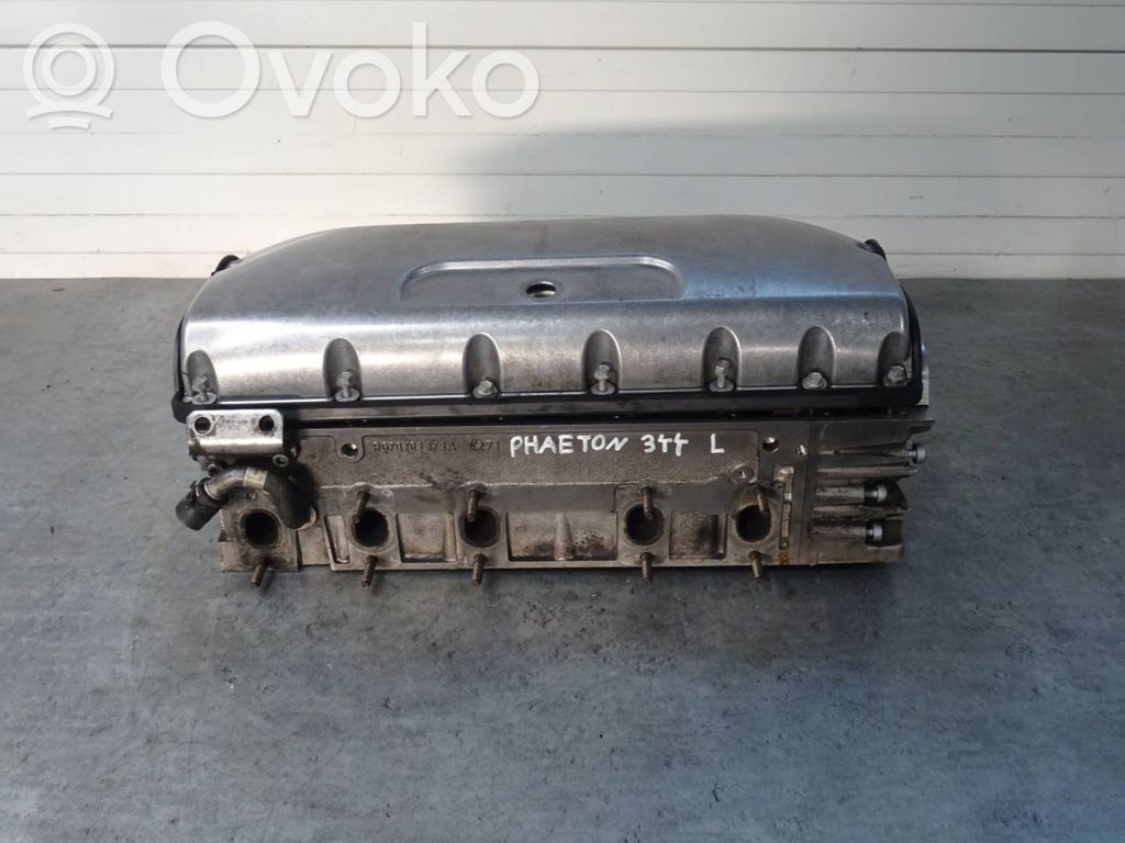Volkswagen Phaeton Engine head 