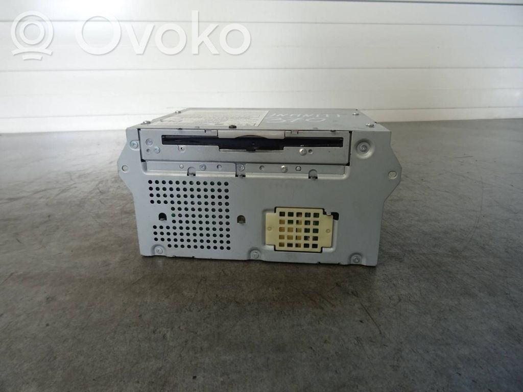 Infiniti FX Radio/CD/DVD/GPS head unit 
