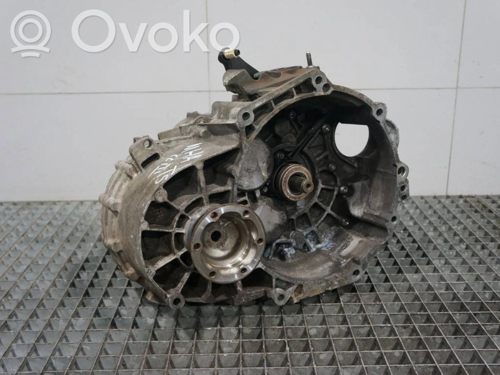 Volkswagen PASSAT CC Mechaninė 6 pavarų dėžė 