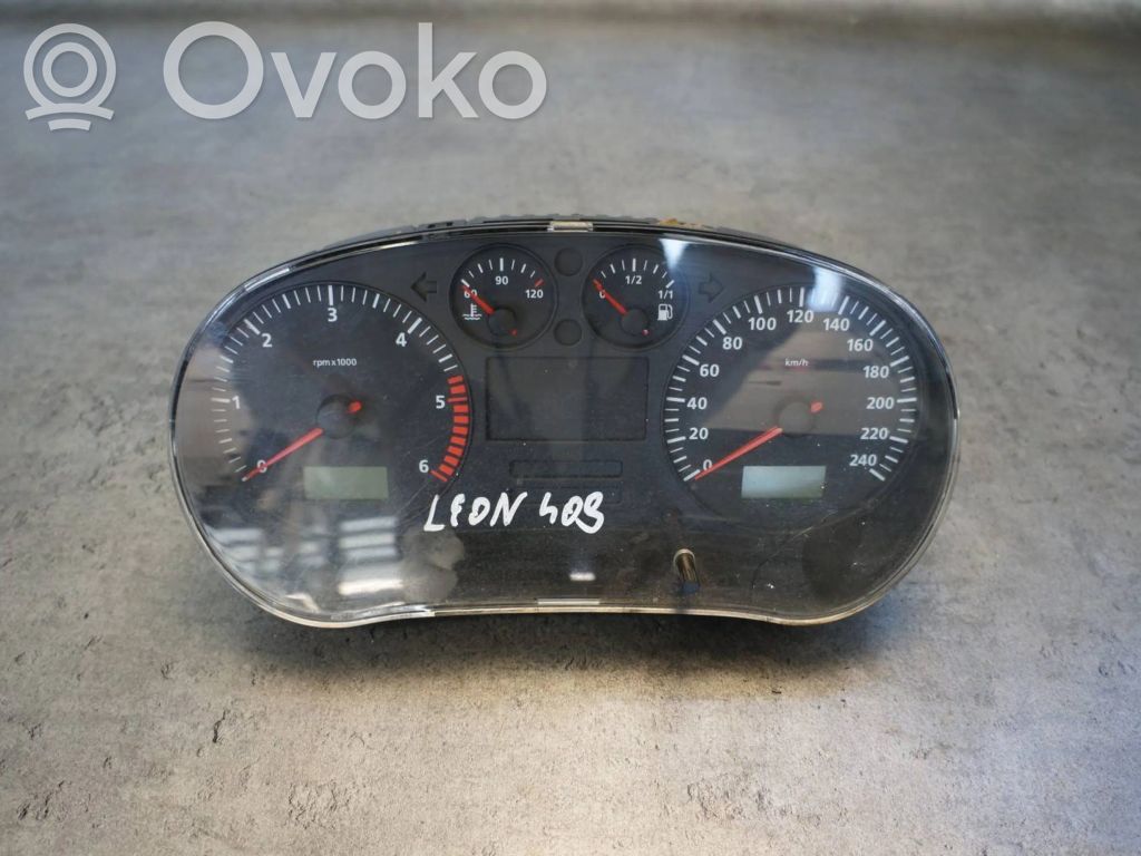 Seat Leon (1M) Geschwindigkeitsmesser Cockpit 