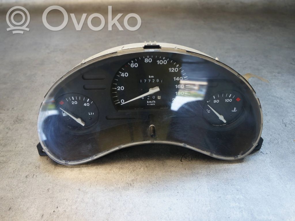 Opel Corsa B Speedometer (instrument cluster) 