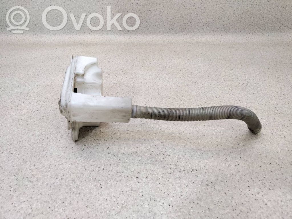 Langų skysčio bakelis   7003353