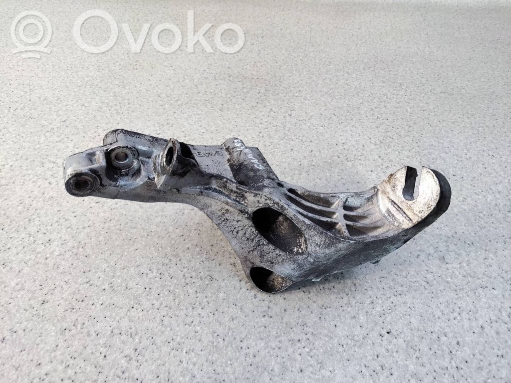 Saab 9-5 Gearbox mounting bracket 