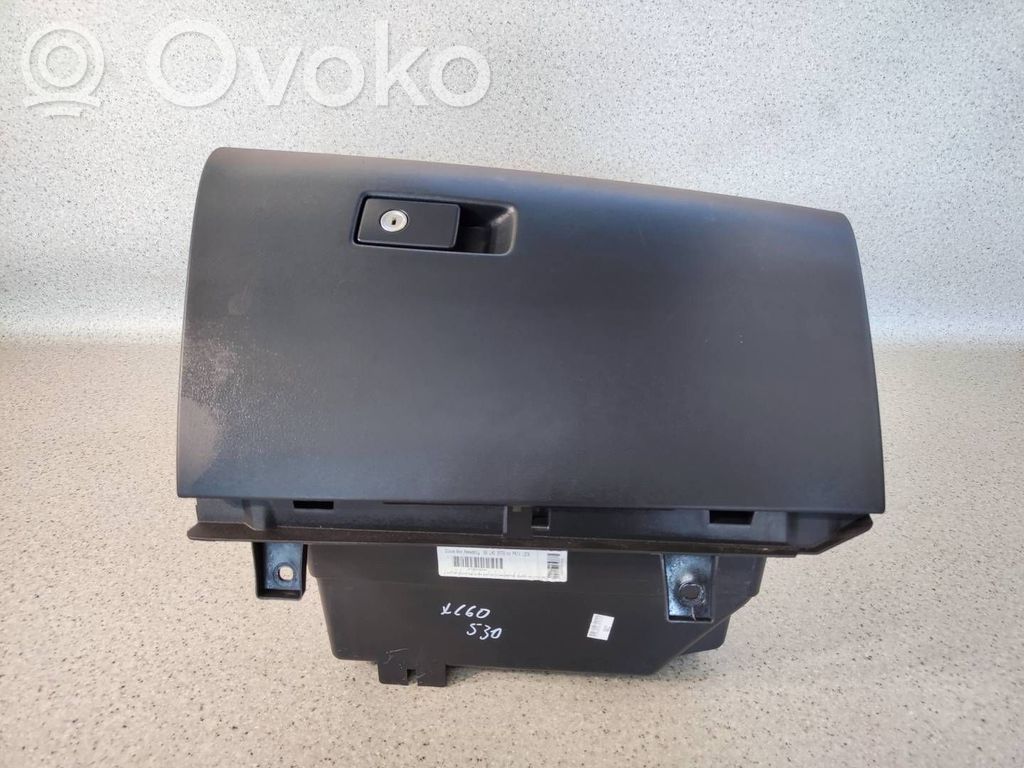 Volvo XC60 Daiktadėžė 