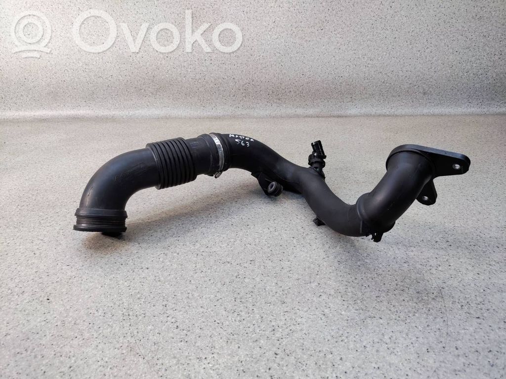 Renault Master III Furtun/conductă intercooler 