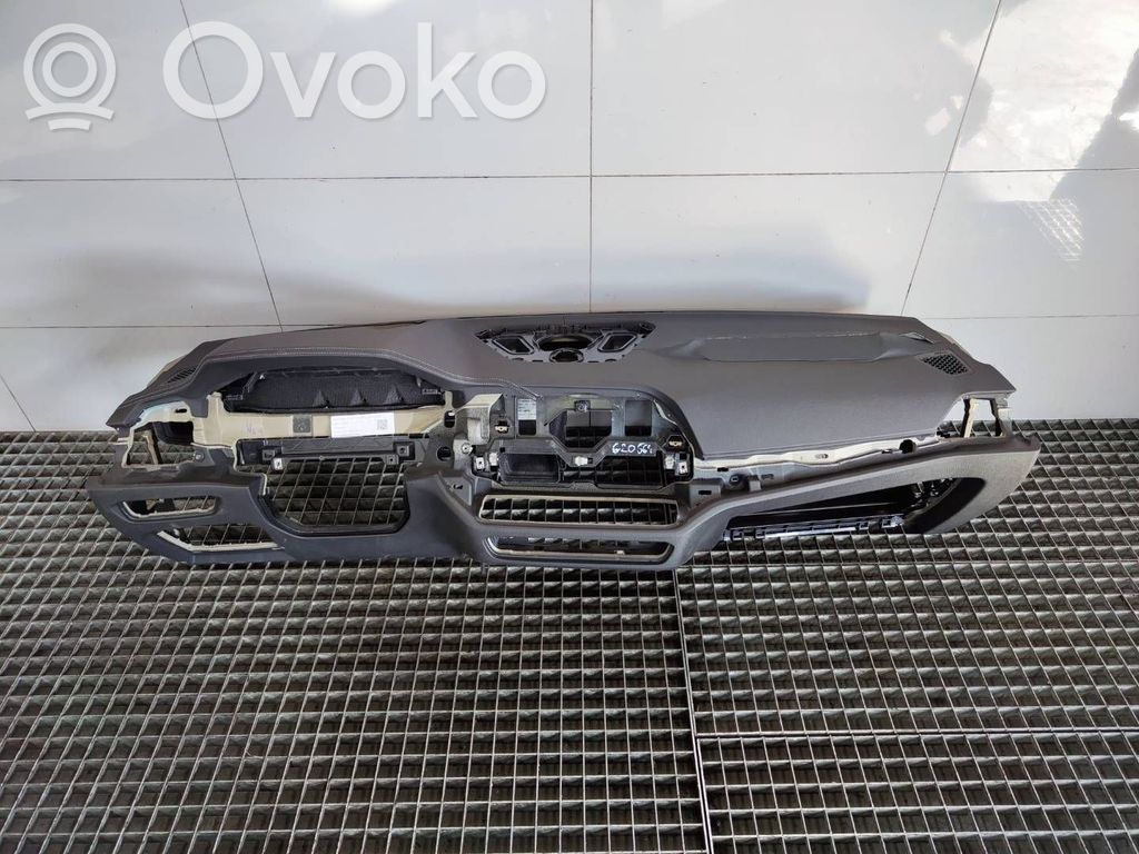 BMW 3 G20 G21 Panelė 