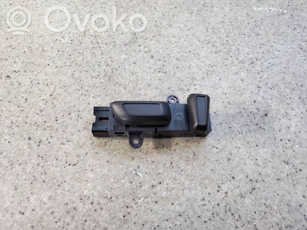 Mitsubishi Eclipse Cross Pokrętło regulacyjne fotela 