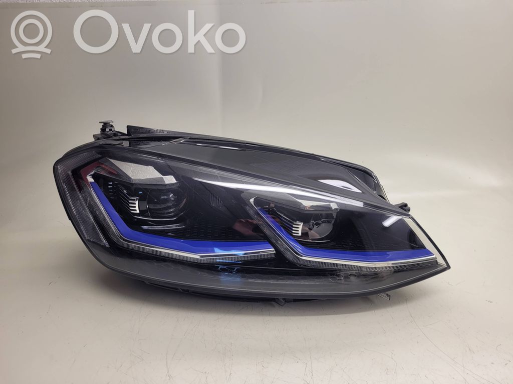 Volkswagen Golf VII Scheinwerfer 