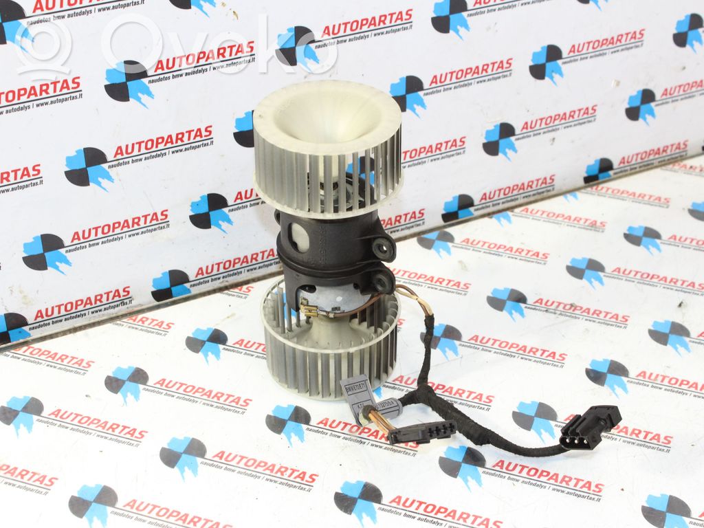 BMW X5 E70 Mazā radiatora ventilators 