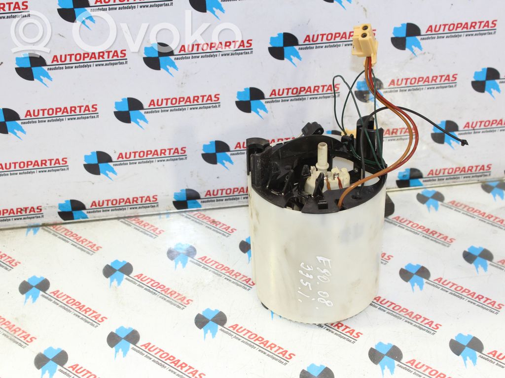 BMW 3 E90 E91 Pompe à carburant 