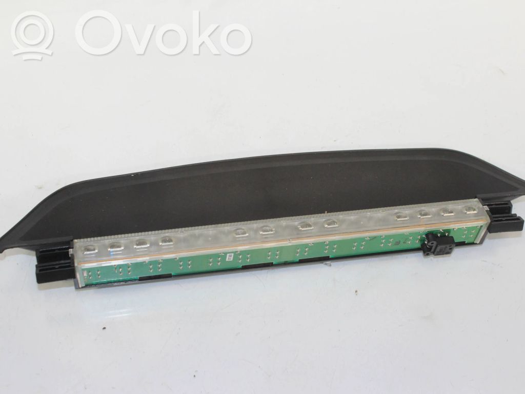 BMW 3 E46 Third/center stoplight 