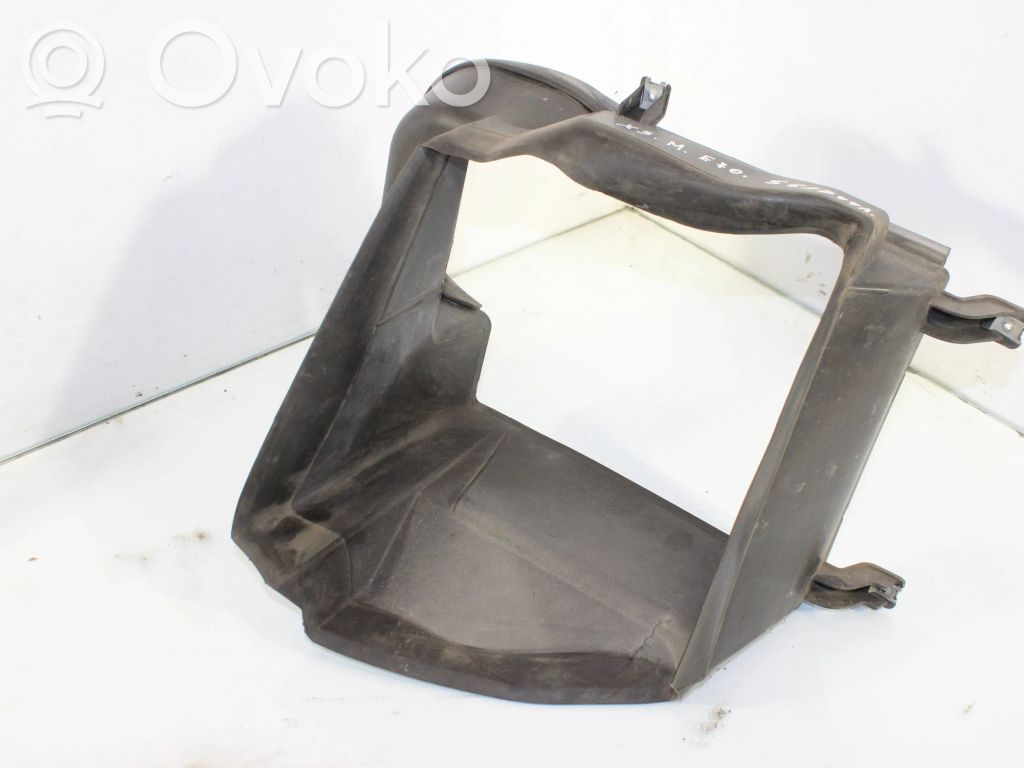 BMW X5M E70 Intercooler air channel guide 