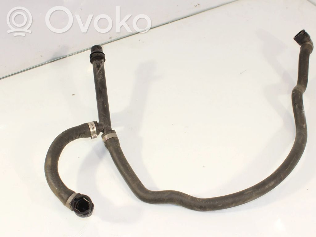 BMW X5M E70 Engine coolant pipe/hose 