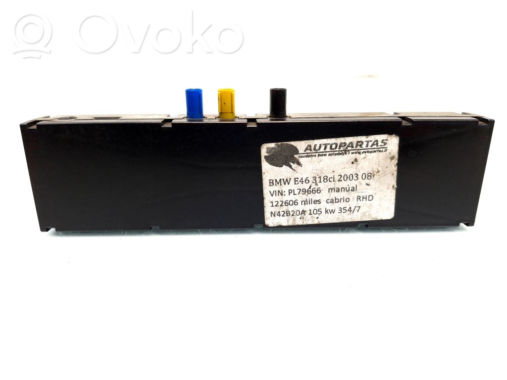 BMW 3 E46 Antenos stiprintuvas 