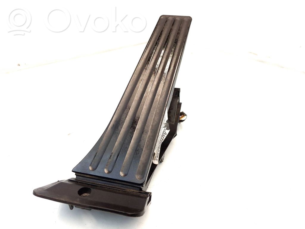 BMW X3 F25 Akceleratoriaus pedalas 